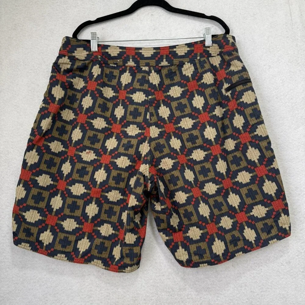 Patagonia Board Shorts Mens 38 Multi Ikat Swim Surf Quick Dry Nylon Zip Pocket